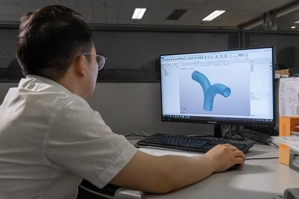 應用中望3D設(shè)計聯(lián)塑管道